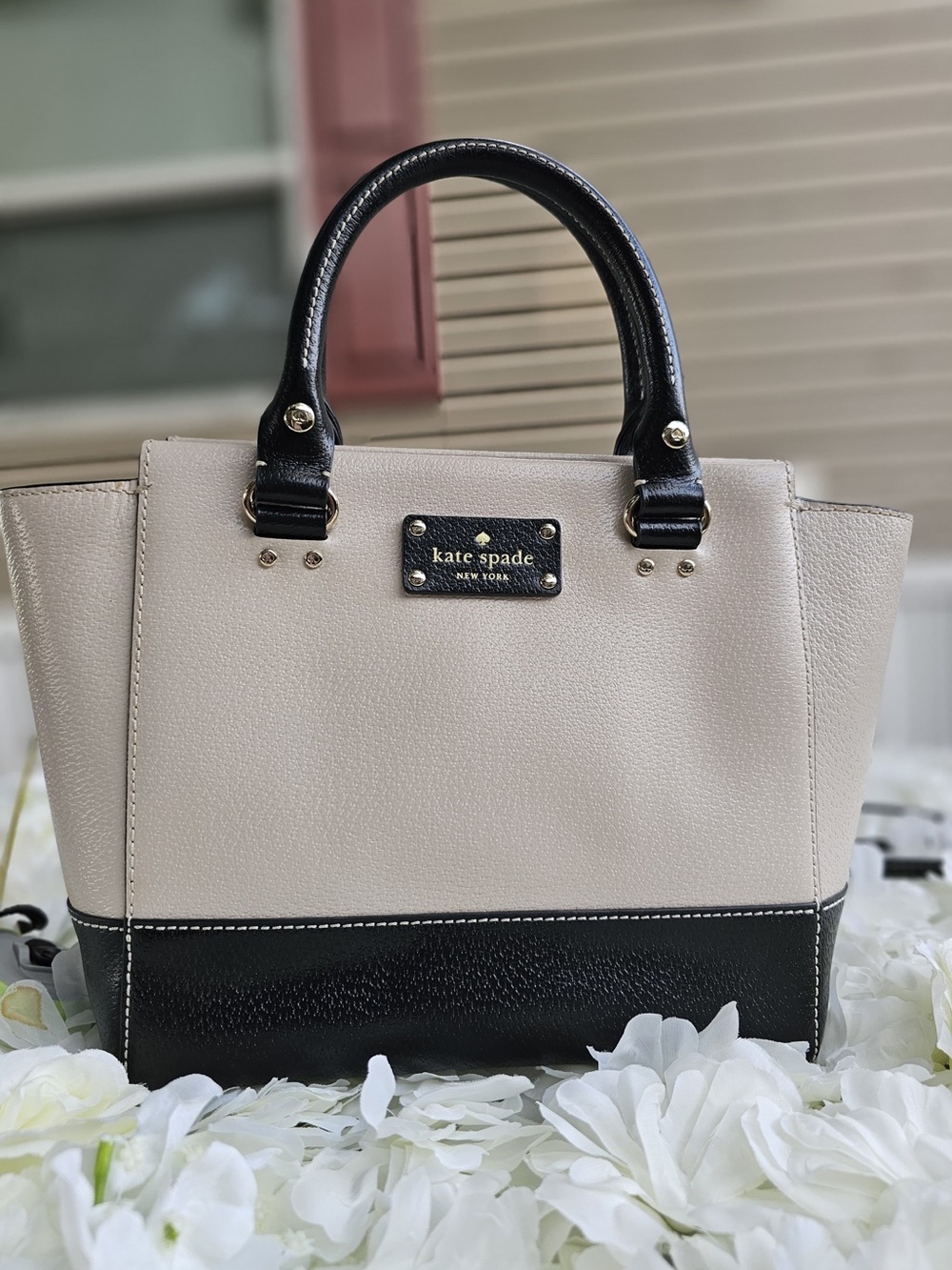 Kate Spade New York Two Tone Leather Satchel Crossbody Bag Beige Black